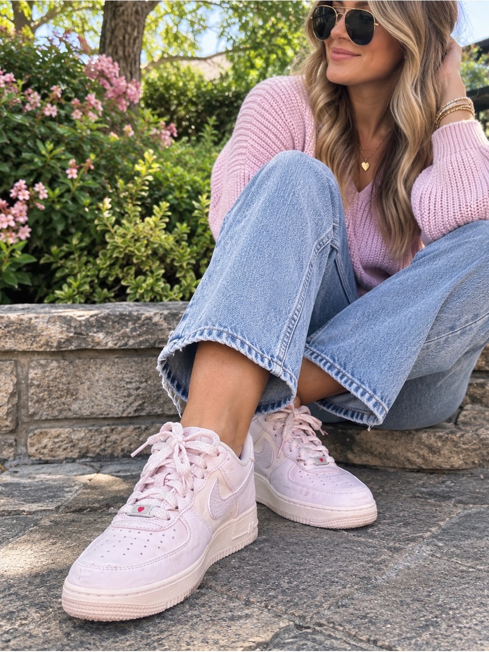 Nike Womens Air Force 1 Valentine’s Day Limited Edition Sz 10 Woman’s Light Pink